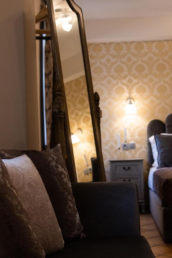 April Luxury Suites (Adults Only) Rhodes City Extérieur photo