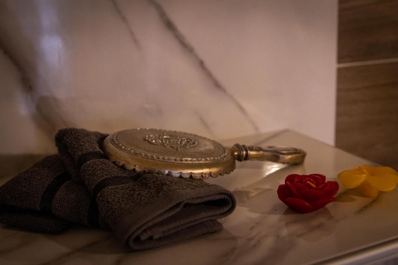 April Luxury Suites (Adults Only) Rhodes City Extérieur photo