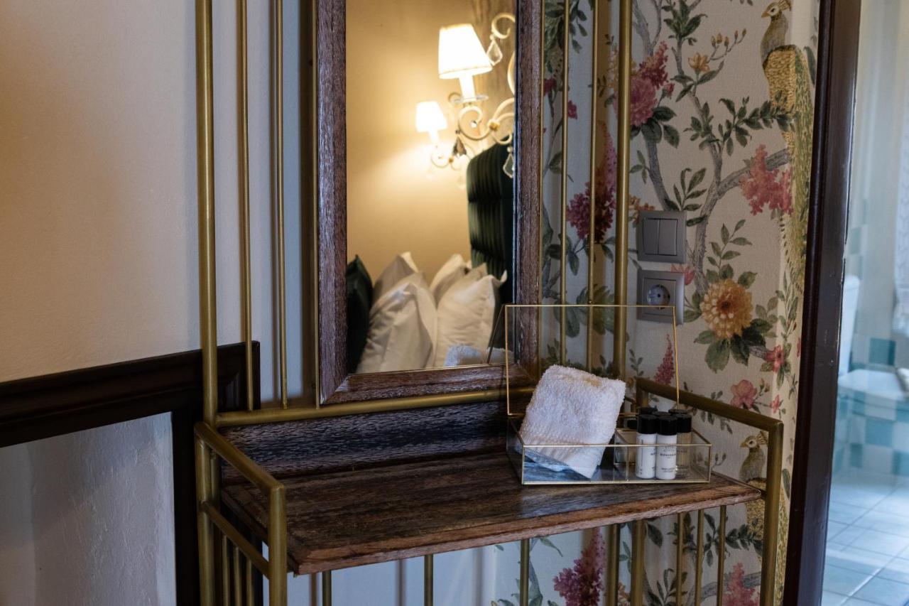 April Luxury Suites (Adults Only) Rhodes City Extérieur photo