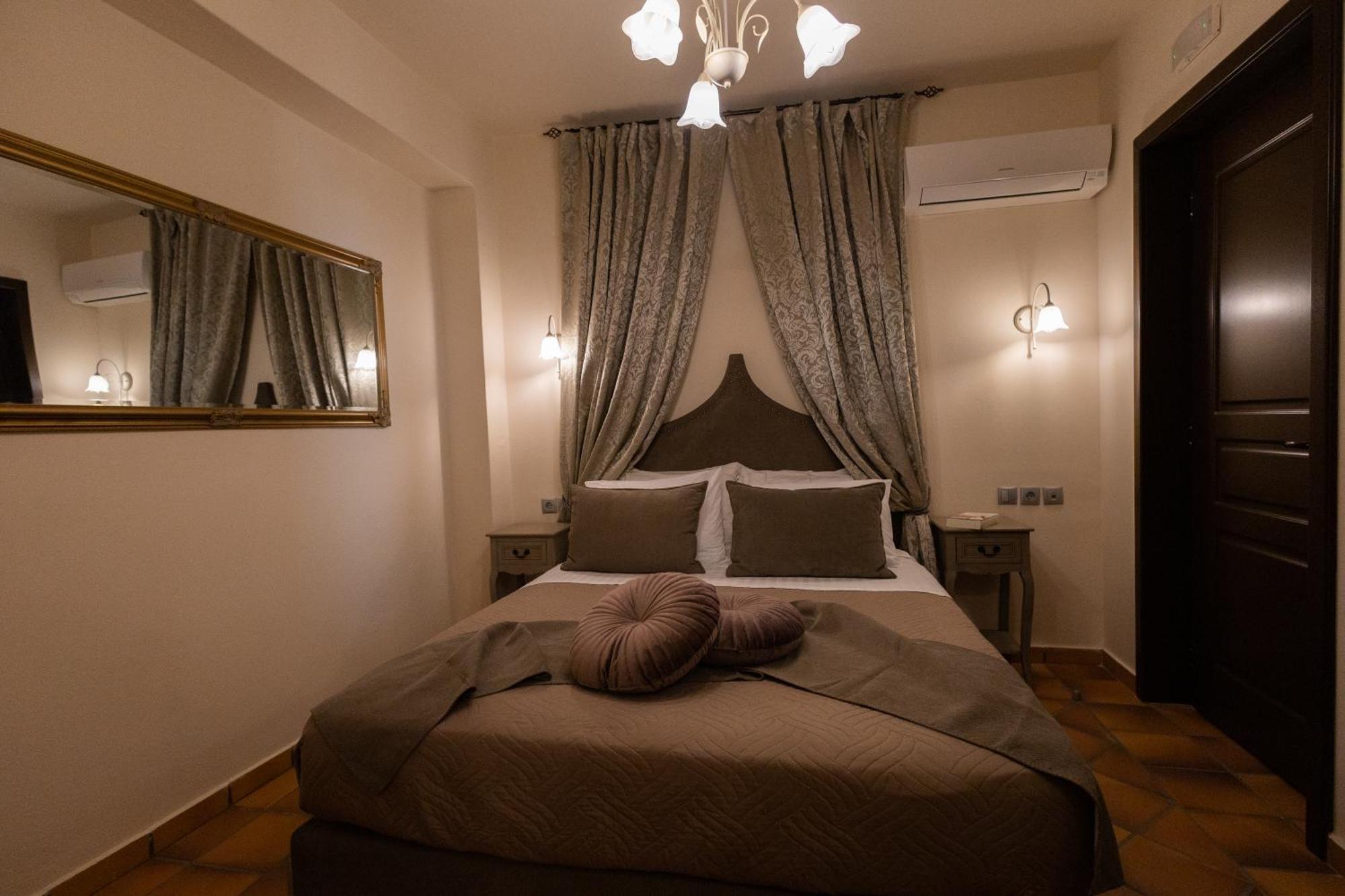April Luxury Suites (Adults Only) Rhodes City Chambre photo
